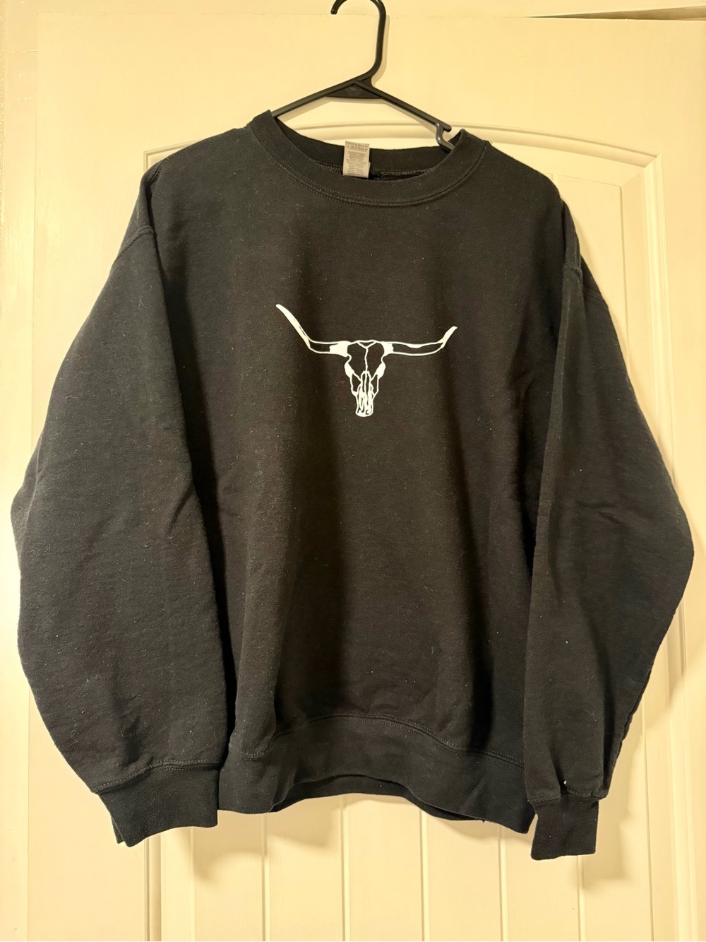 Black Crewneck Sweatshirt with Longhorn Skull Graphic